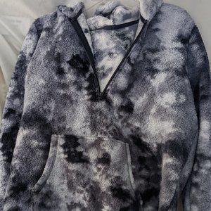 Cuddl Duds large hoodie grey camo fleece